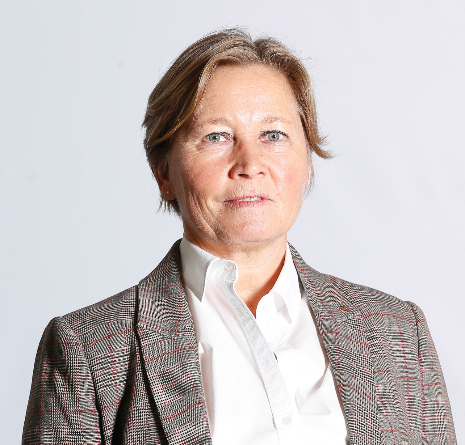 Ms. Kristiina PEKKOLA