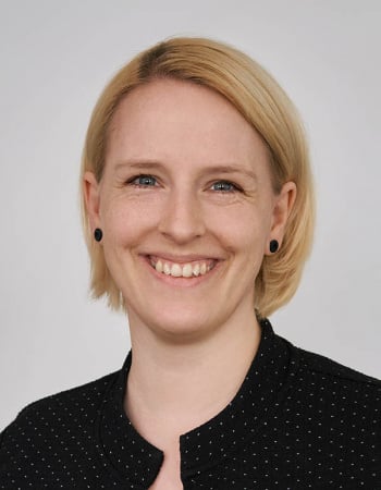 Ms. Veronika Jakl