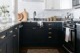 Stylish Two Tone Kitchen Cabinet Ideas for a Modern Look