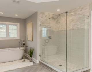 How to Use Glass Cleaner for Keeping Shower Doors Stylish and Clean